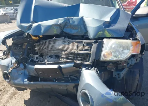 2010 Ford Escape Xlt from USA, damaged, VIN 1FMCU9D73AKC45860